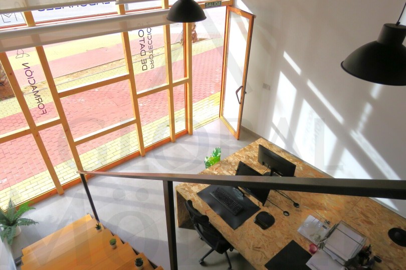 Local Comercial en Calle Montevideo Nº73 - Jose Maria de Lapuerta