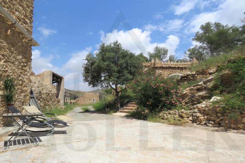 Finca Rústica en Pasaje La Torre Nº14 - Perín